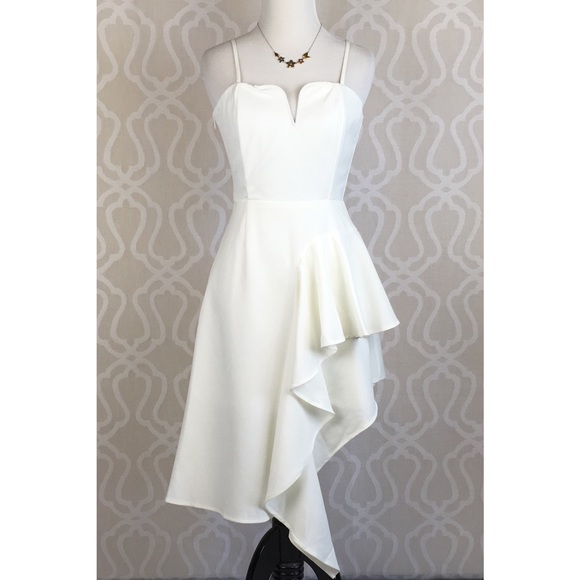 Summer White Asymmetrical Dress - Picture 2 of 8